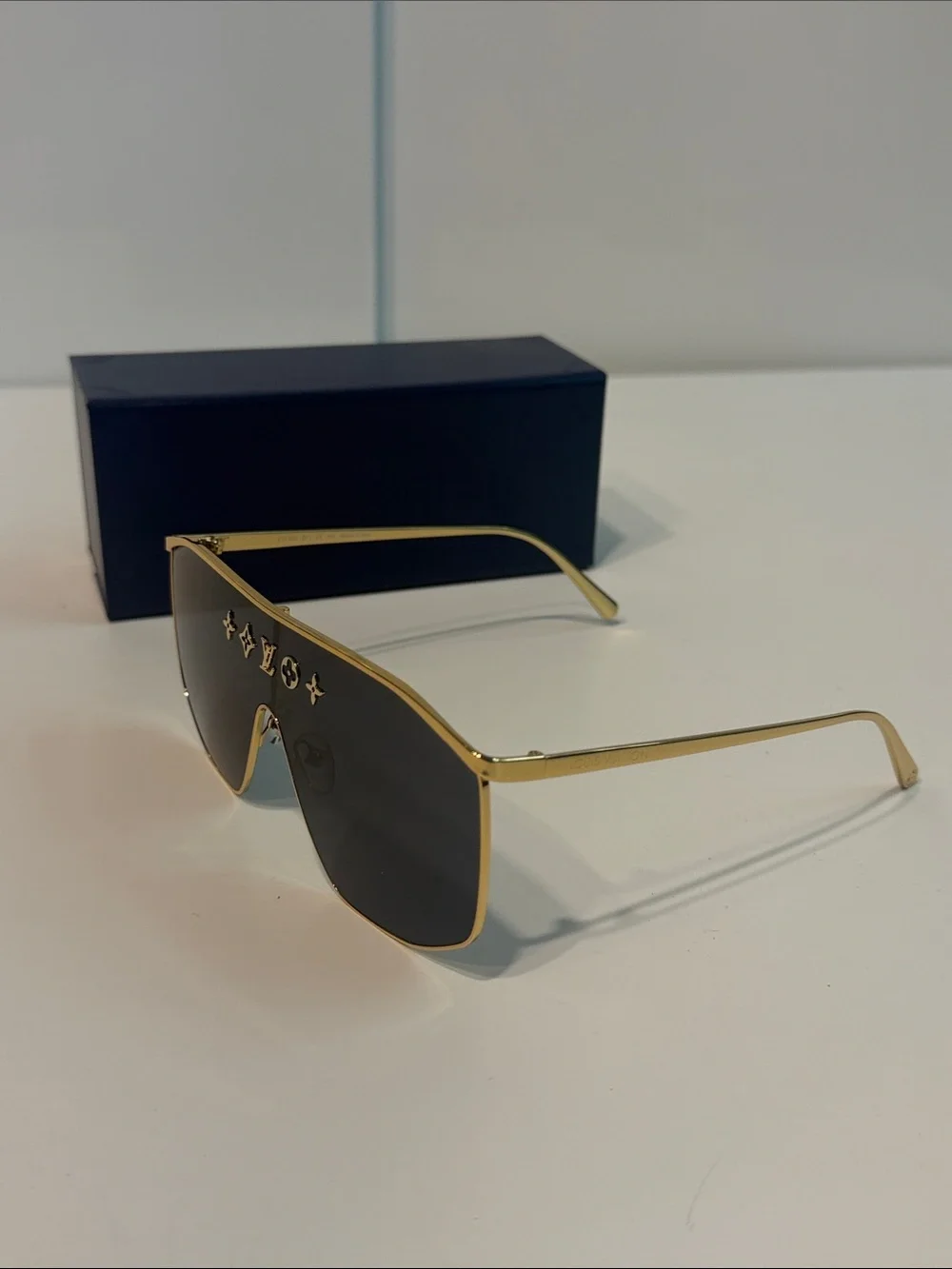 Gently used LV Golden Mask Sunglasses women’s Louis Vuitton shades